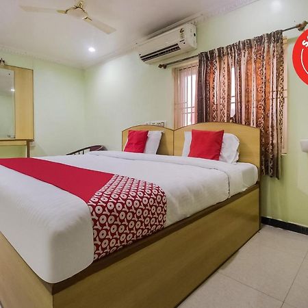 Oyo 70841 Hotel Anjali Residency Velur Luaran gambar
