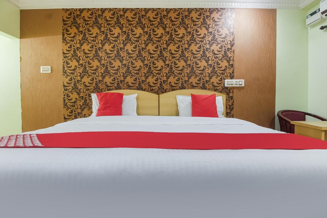 Oyo 70841 Hotel Anjali Residency Velur Luaran gambar
