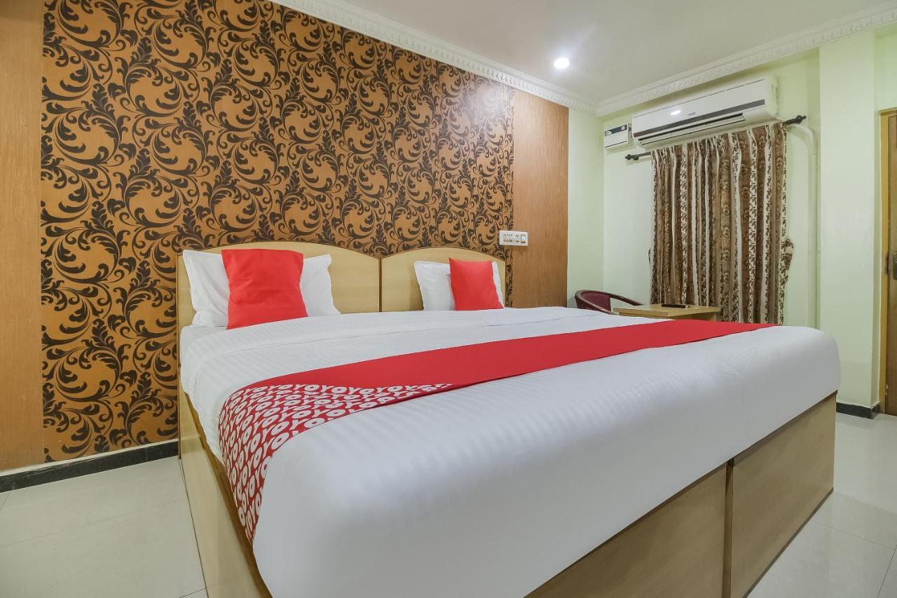 Oyo 70841 Hotel Anjali Residency Velur Luaran gambar