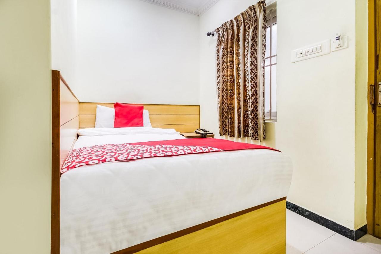 Oyo 70841 Hotel Anjali Residency Velur Luaran gambar
